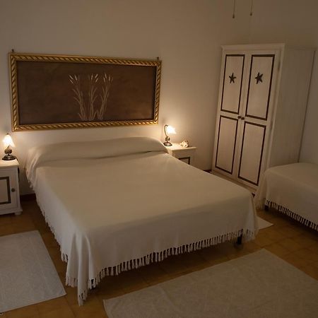 Bed and Breakfast Stella Di Mare à La Maddalena  Extérieur photo